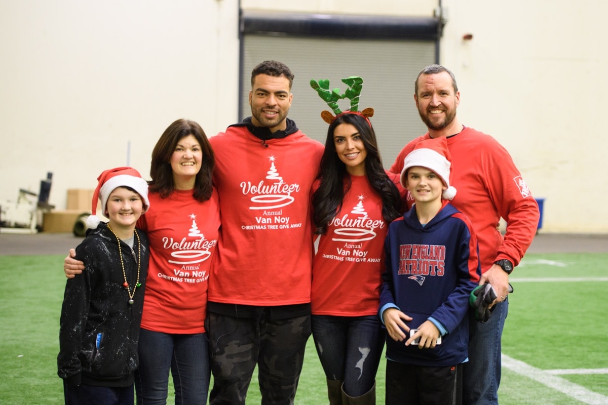 Van Noy Christmas Tree Giveaway 2017